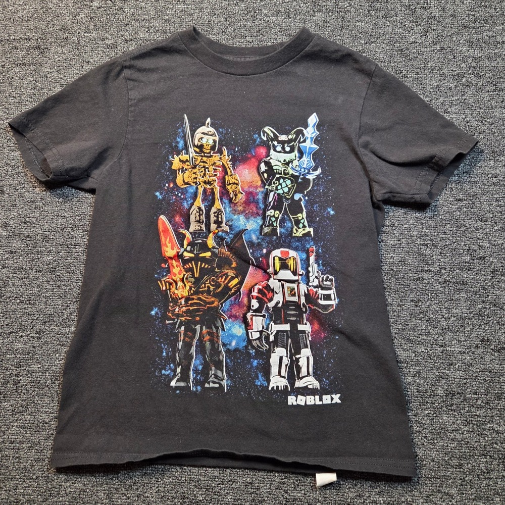 Roblox‎ Graphic Tee Kids Size S Black Short Sleeve Space Character Gamer Shirt